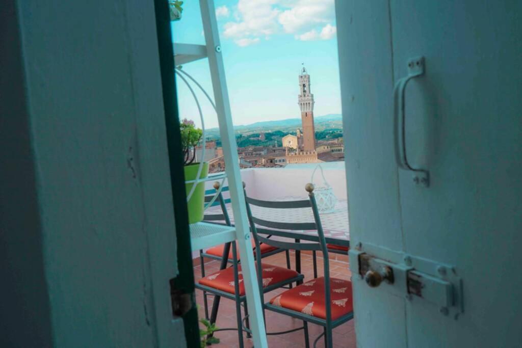 Bv Apartment Siena Bagian luar foto